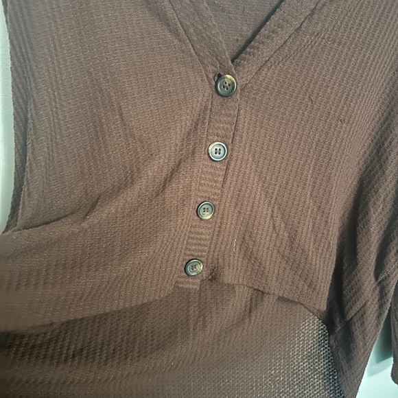 Cropped Sweater - Picture 3 of 3